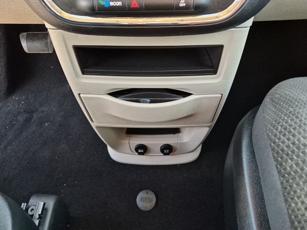 Used Car 2018 Dodge Grand Caravan  Se For Sale Under $15,000 In Austin, Texas