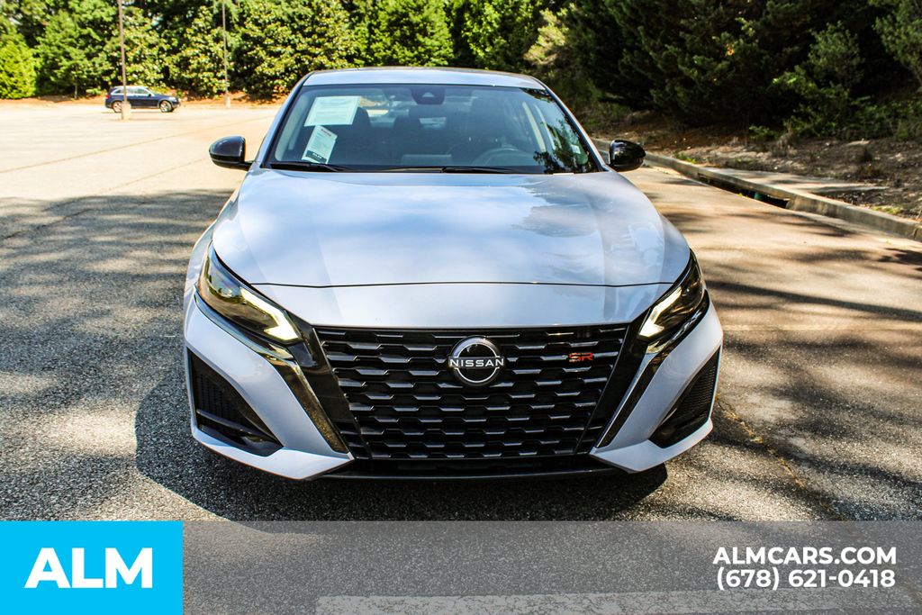 Used 2025 Gray Nissan 2.5 SR image 10