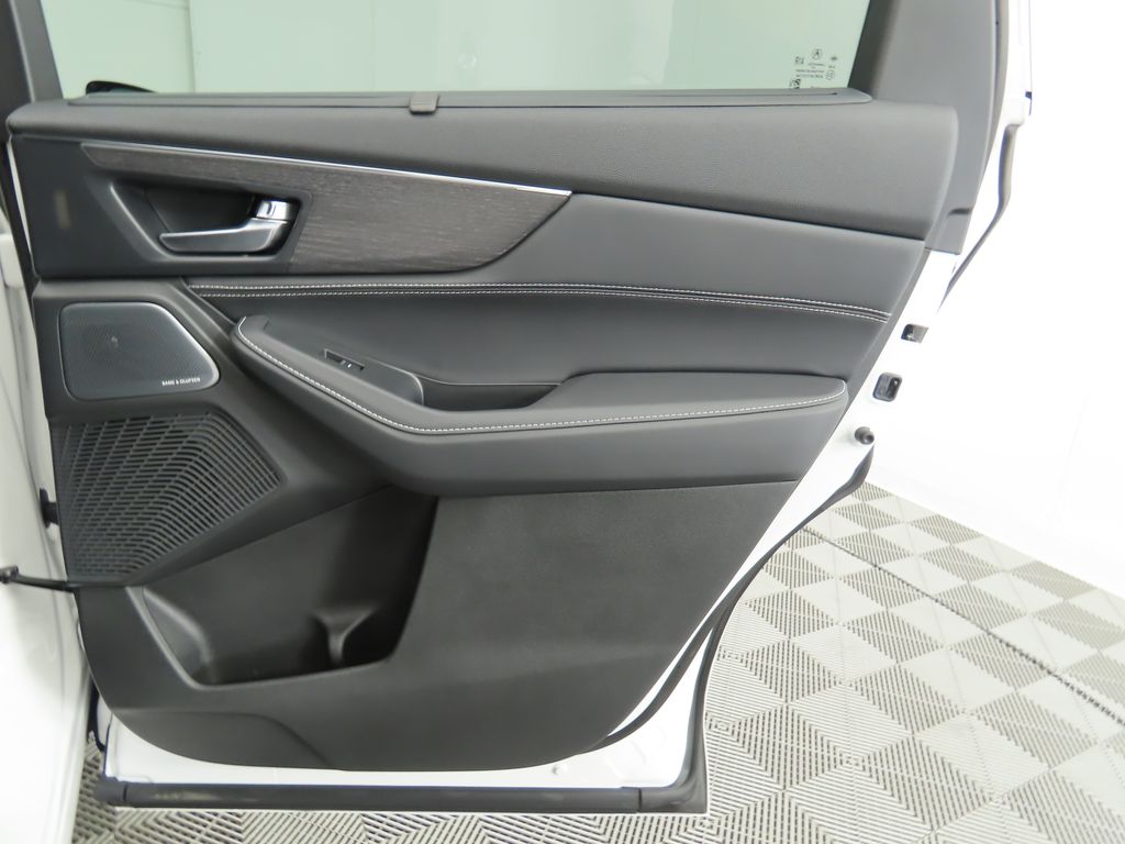 2025 Acura MDX Advance 29