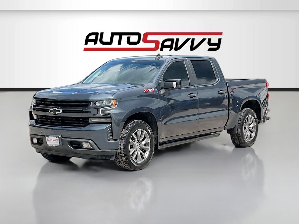 Used 2022 Gray Chevrolet RST image 3
