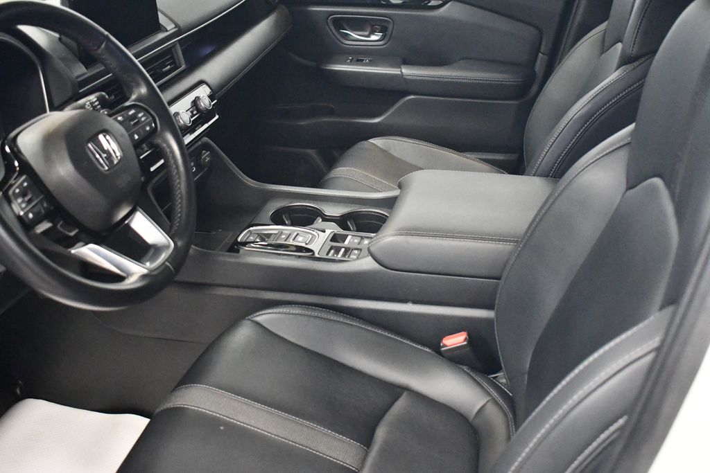 Thumbnail: 2023 Honda Pilot - 6