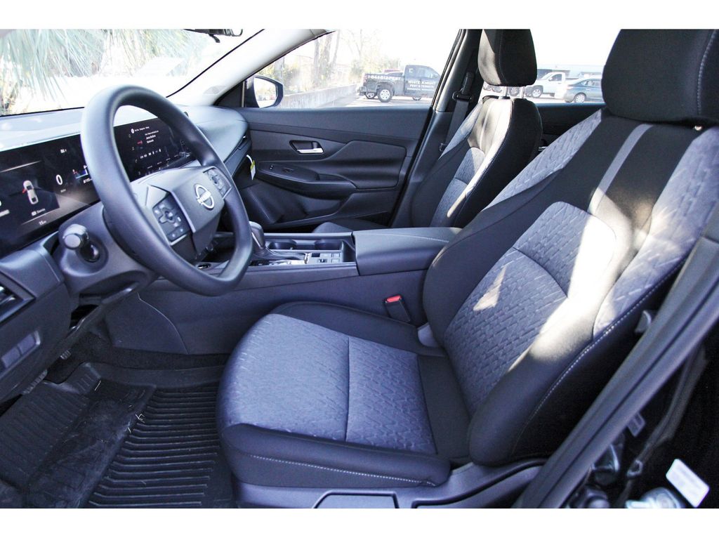 2026 Nissan Sentra SV - 5