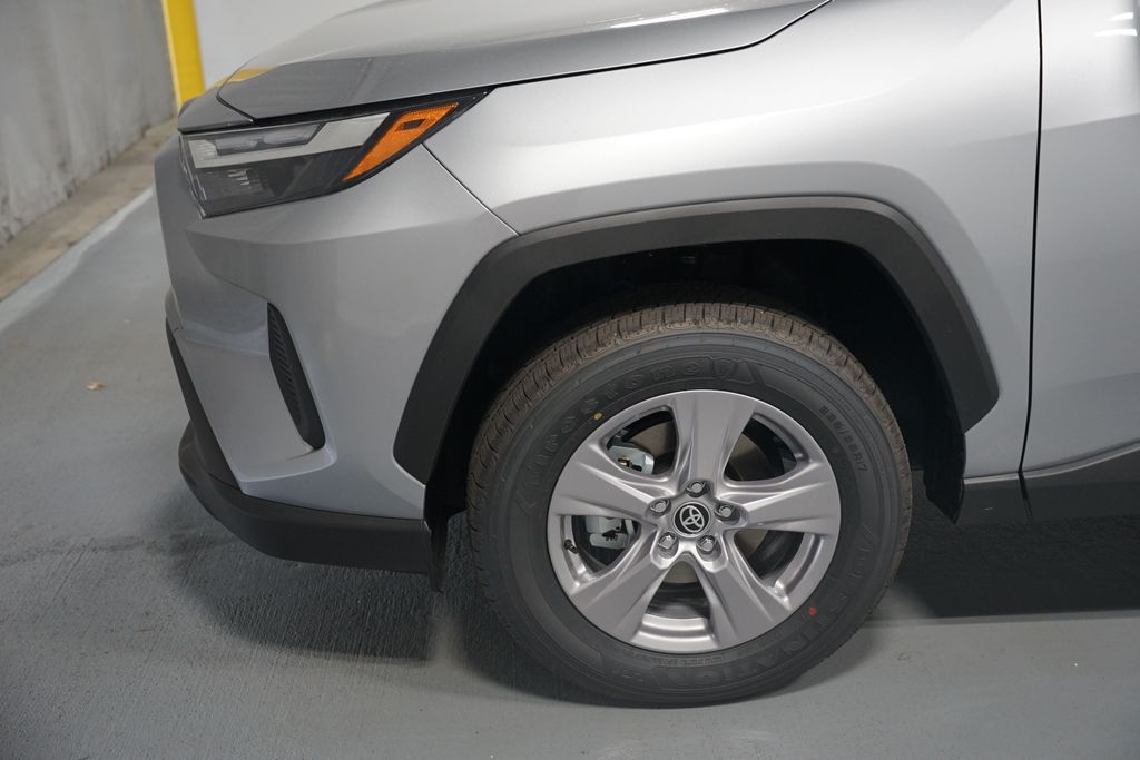 Thumbnail: 2025 Toyota RAV4 - 5