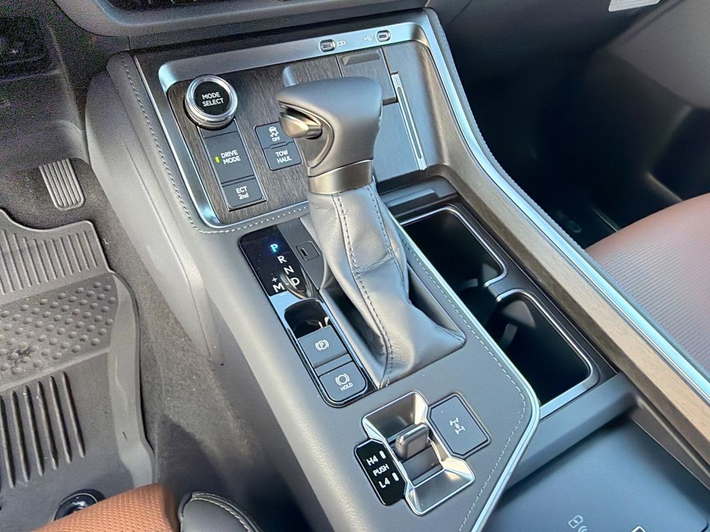 Thumbnail: 2026 Lexus GX - 20