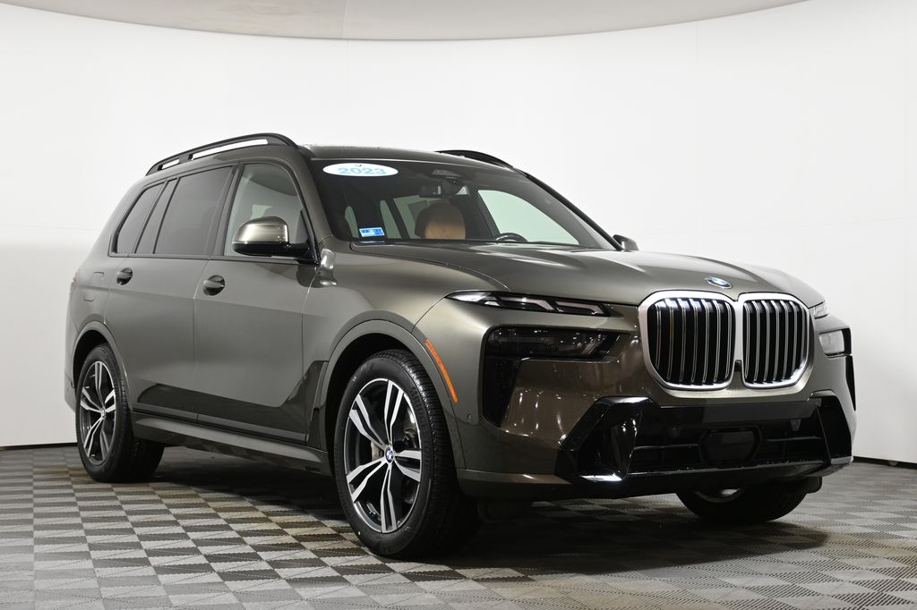 Thumbnail: 2023 BMW X7 - 9