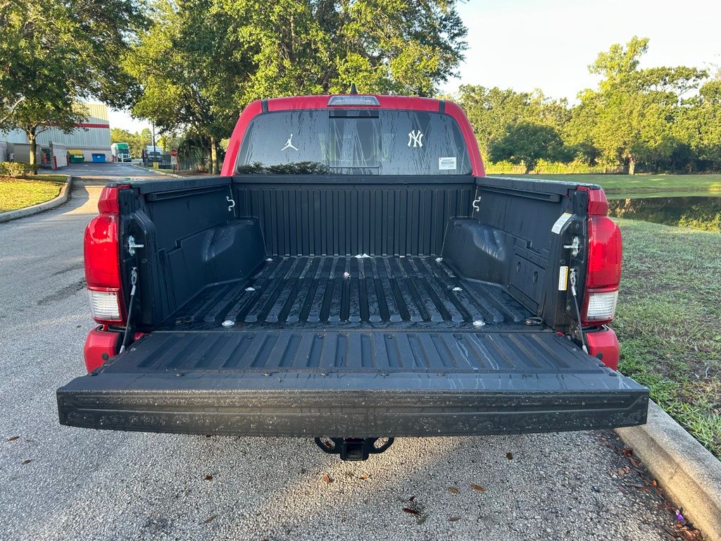 2023 Toyota Tacoma SR5 10