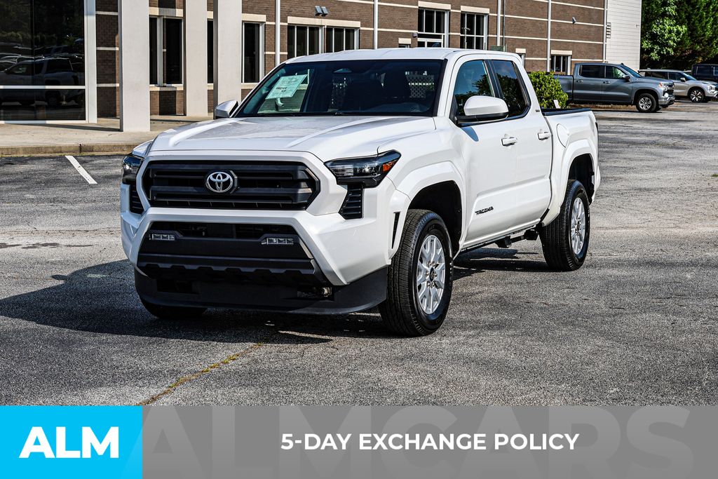 Used 2024 White Toyota SR5 image 3