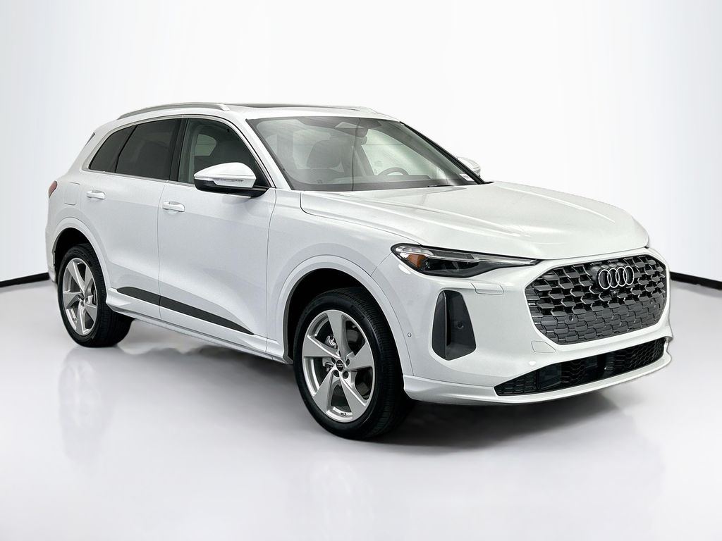 Thumbnail: 2025 Audi Q5 - 3