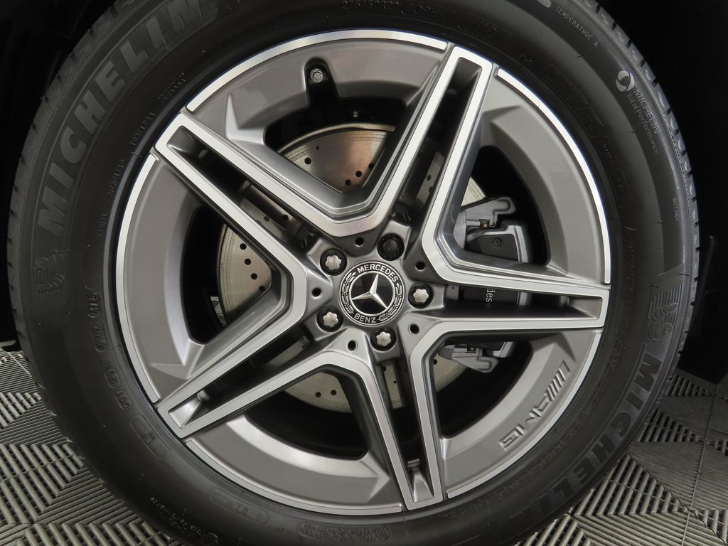 Thumbnail: 2026 Mercedes-Benz GLE - 30