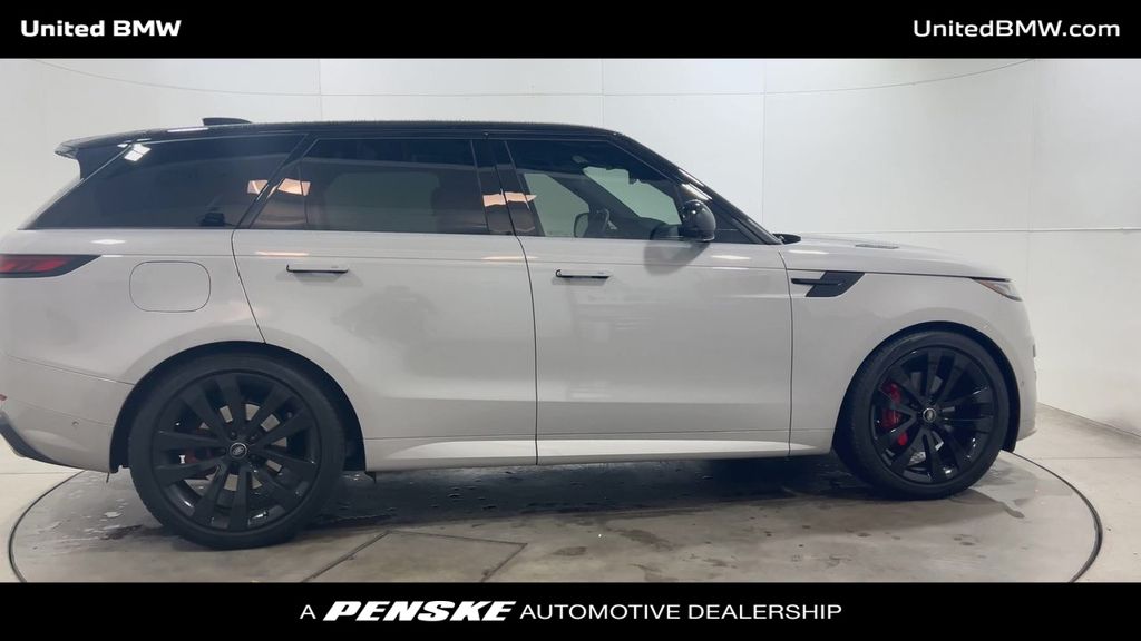 Thumbnail: 2024 Land Rover Range Rover Sport - 9