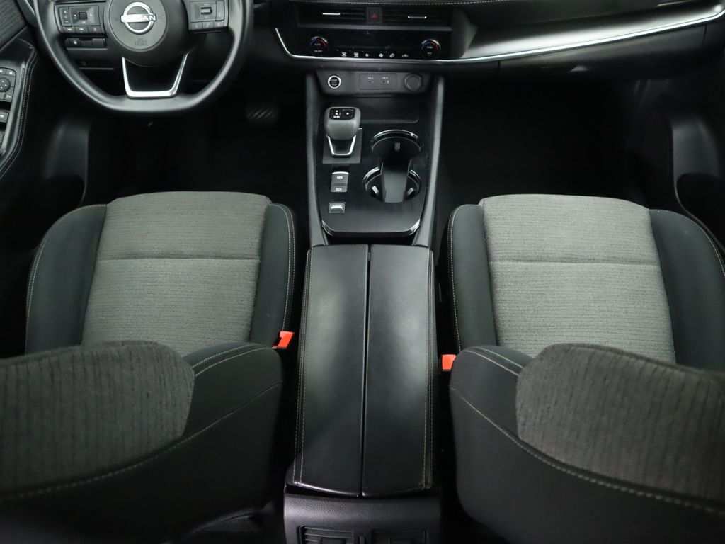 Thumbnail: 2023 Nissan Rogue - 16