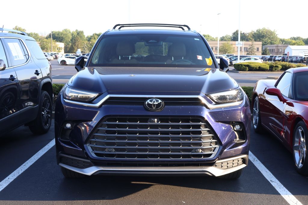 Thumbnail: 2025 Toyota Grand Highlander - 2
