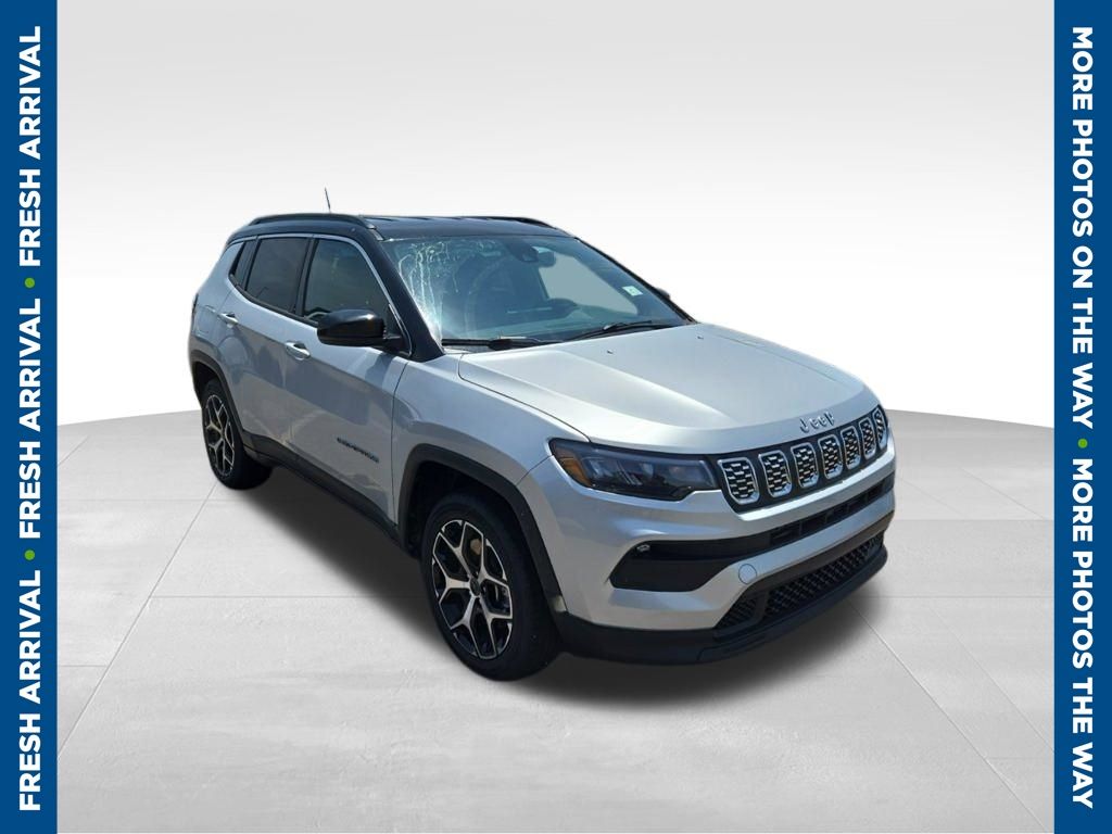 Silver Zynith Metallic Clearcoat 2025 Jeep Compass SUV / Crossover Four-Wheel Drive 8-Speed Automatic