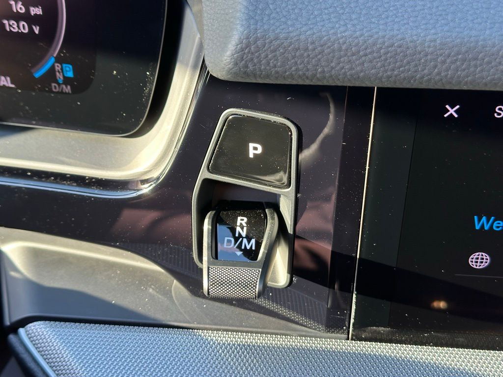 Thumbnail: 2026 Porsche Cayenne - 31