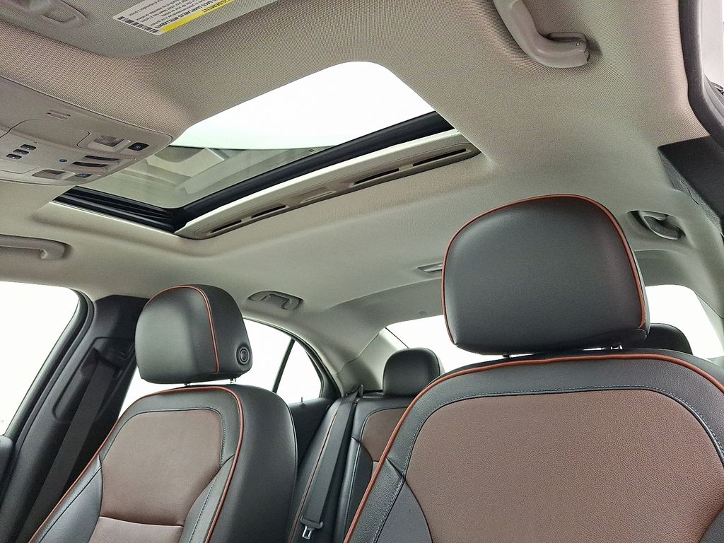 Thumbnail: 2013 Chevrolet Malibu - 14