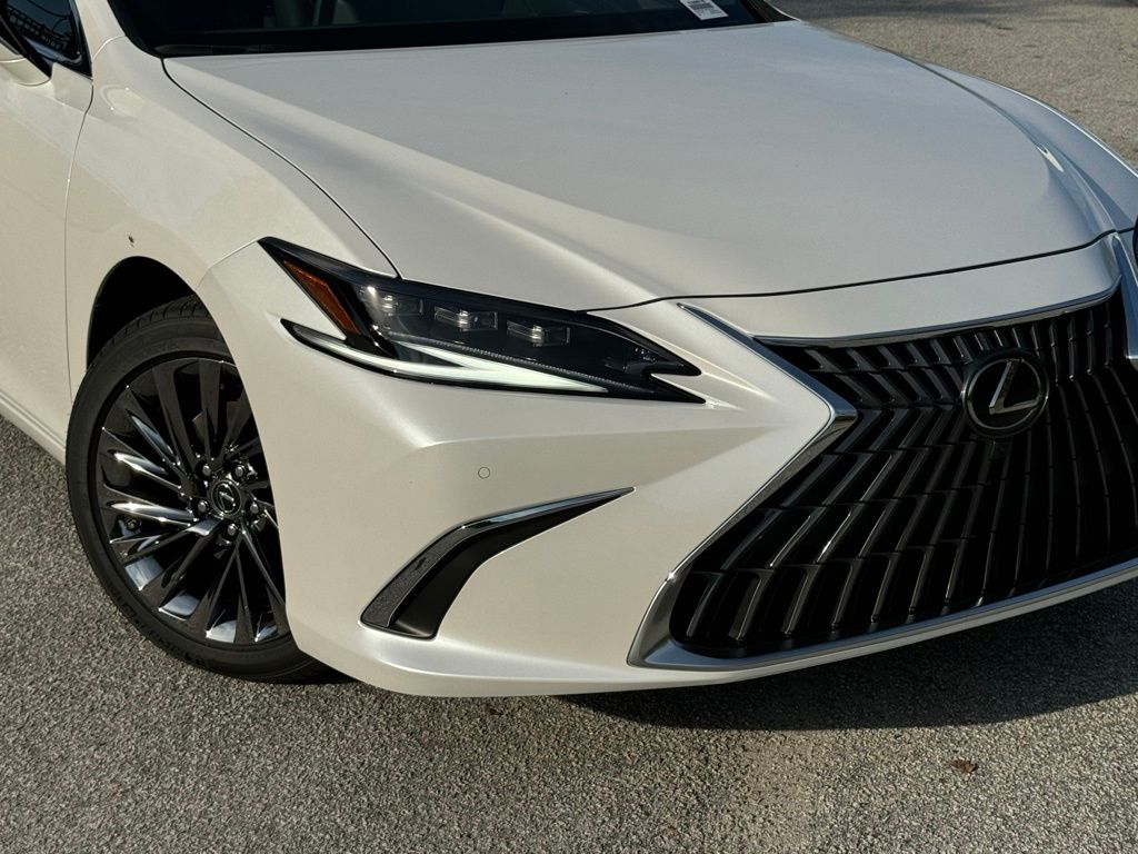 2025 Lexus ES 350 Ultra Luxury 6