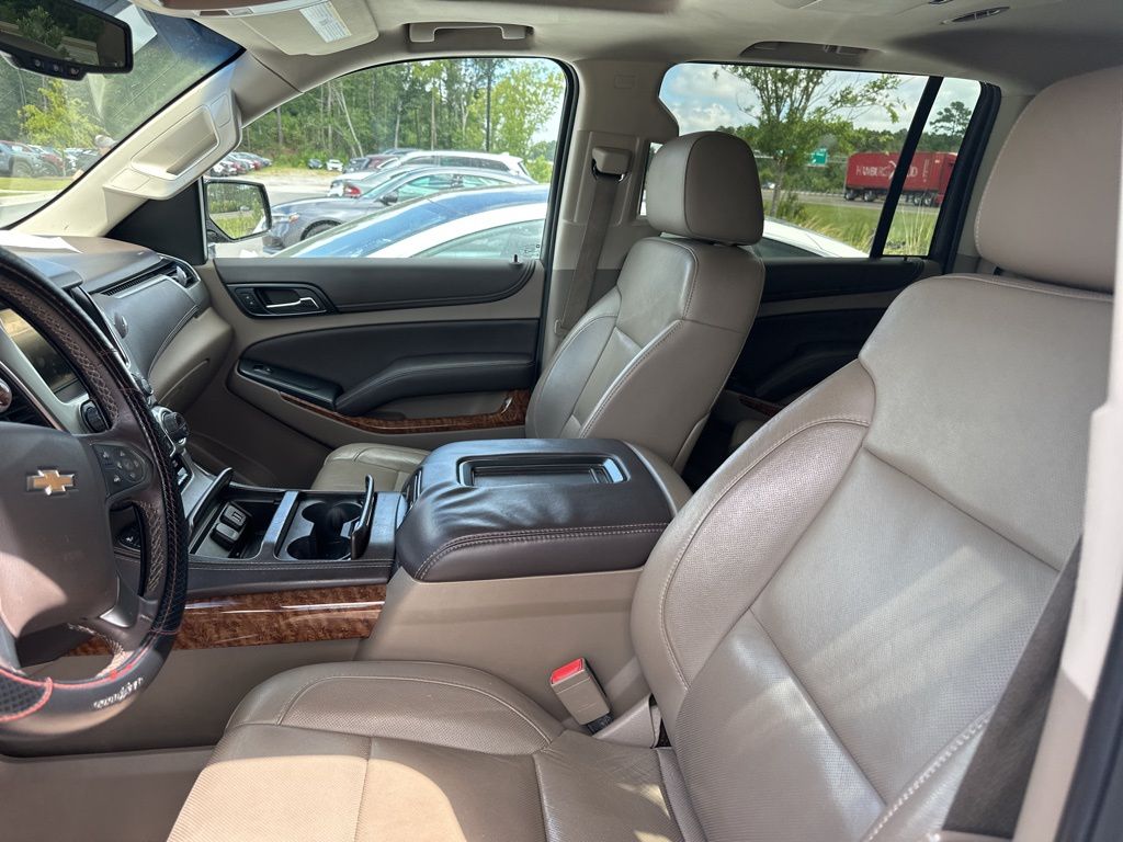 2015 White Diamond Tricoat Chevrolet Suburban LTZ RWD SUV