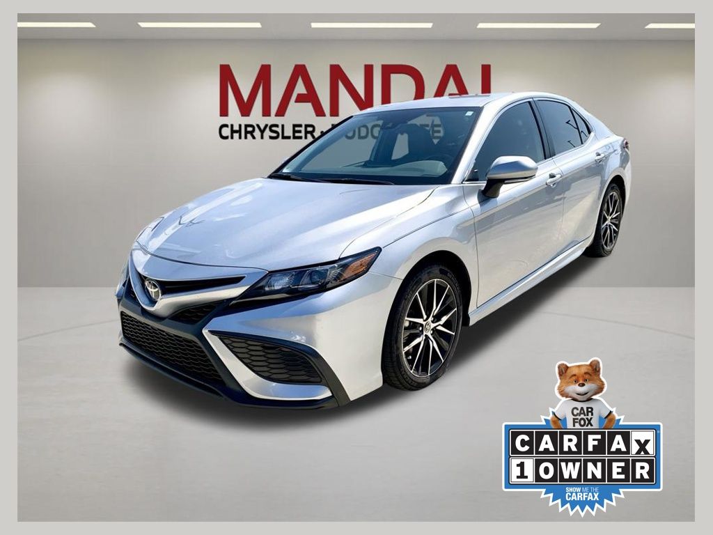 Celestial Silver Metallic 2024 Toyota Camry Sedan Front-Wheel Drive 8-Speed Automatic