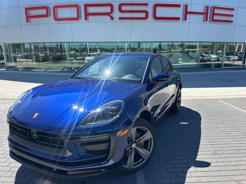 2025 Porsche Macan  Hero Image