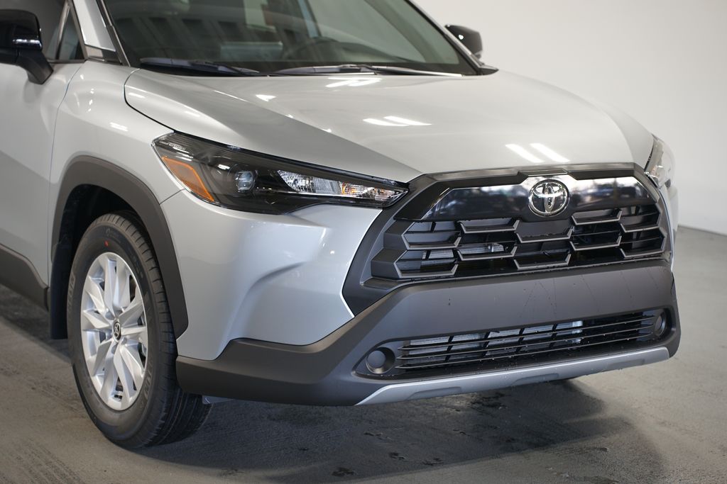 Thumbnail: 2026 Toyota Corolla Cross - 4