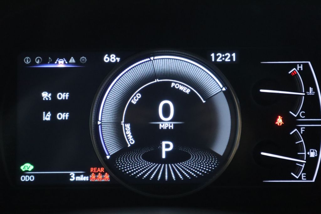 2025 Lexus ES Hybrid 300h 32