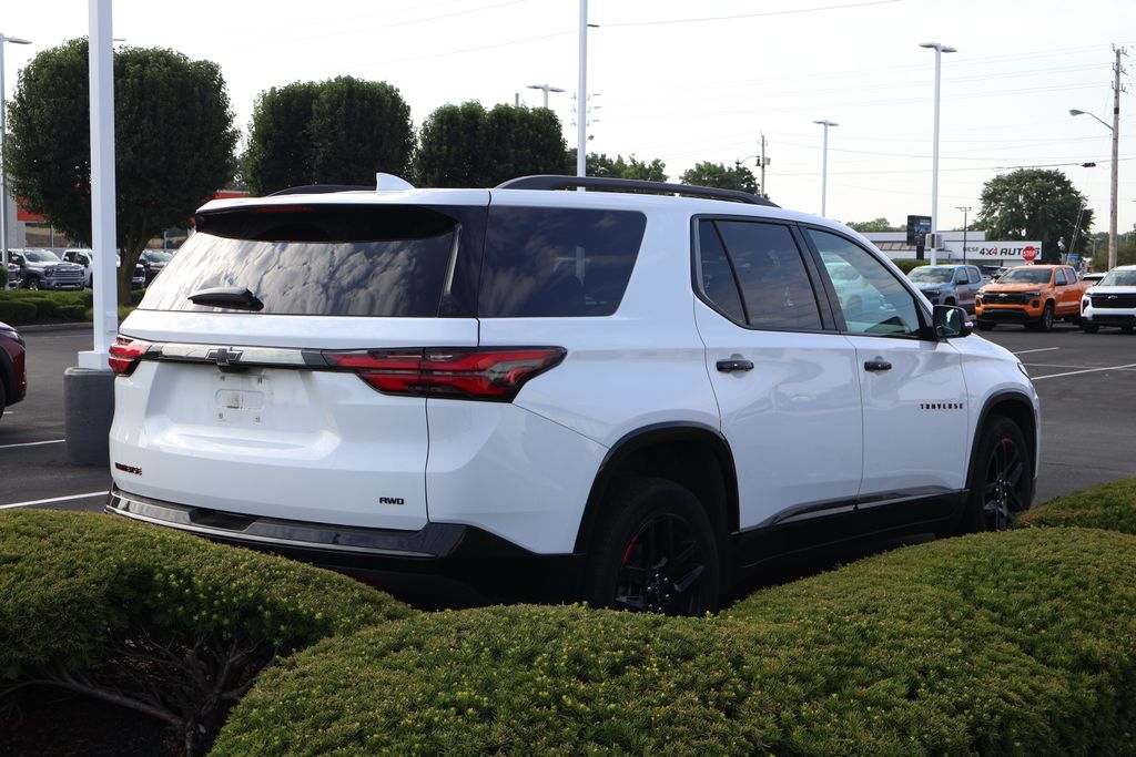 Thumbnail: 2023 Chevrolet Traverse - 8