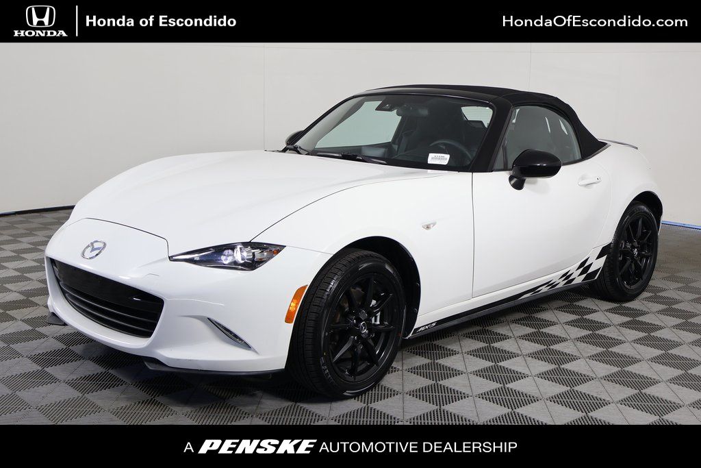 Arctic White 2021 Mazda MX-5 Miata Convertible Rear-Wheel Drive 6-Speed Manual