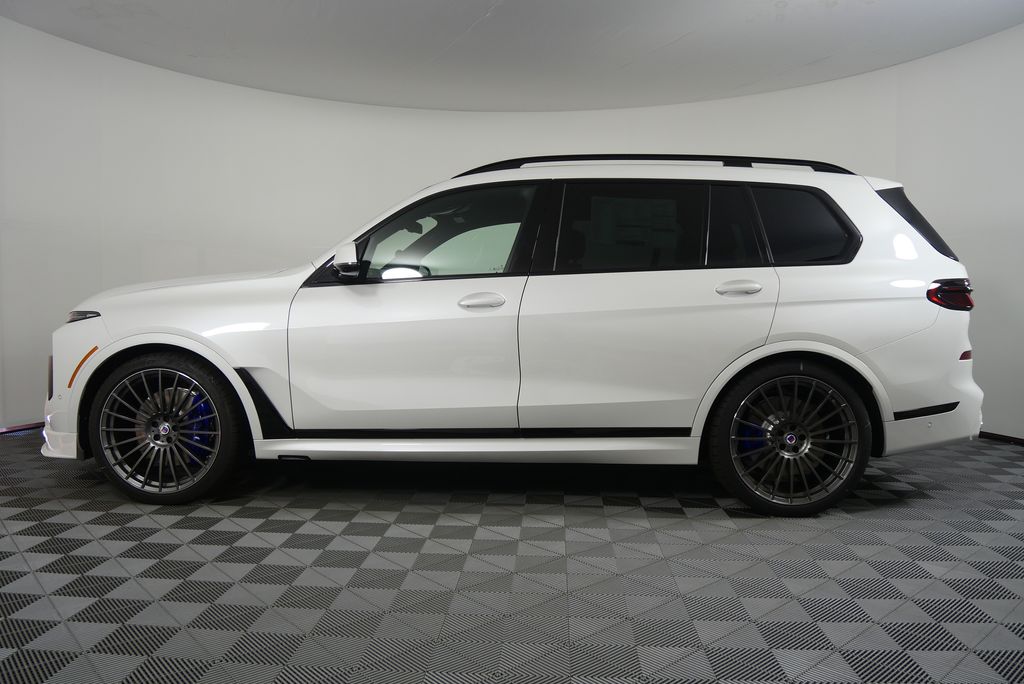 2026 BMW X7 Alpina XB7 6