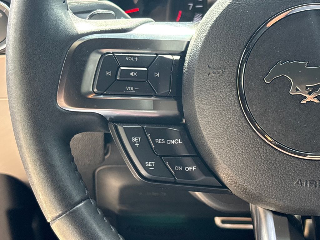 Certified Used 2018 White Ford GT Premium image 18