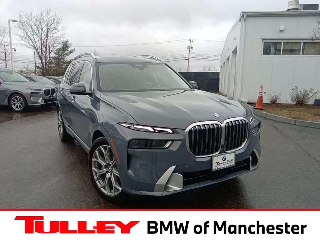 Red (Sparkling Copper Metallic) 2025 BMW X7 xDrive40i AWD SUV / Crossover All-Wheel Drive 8-Speed Automatic