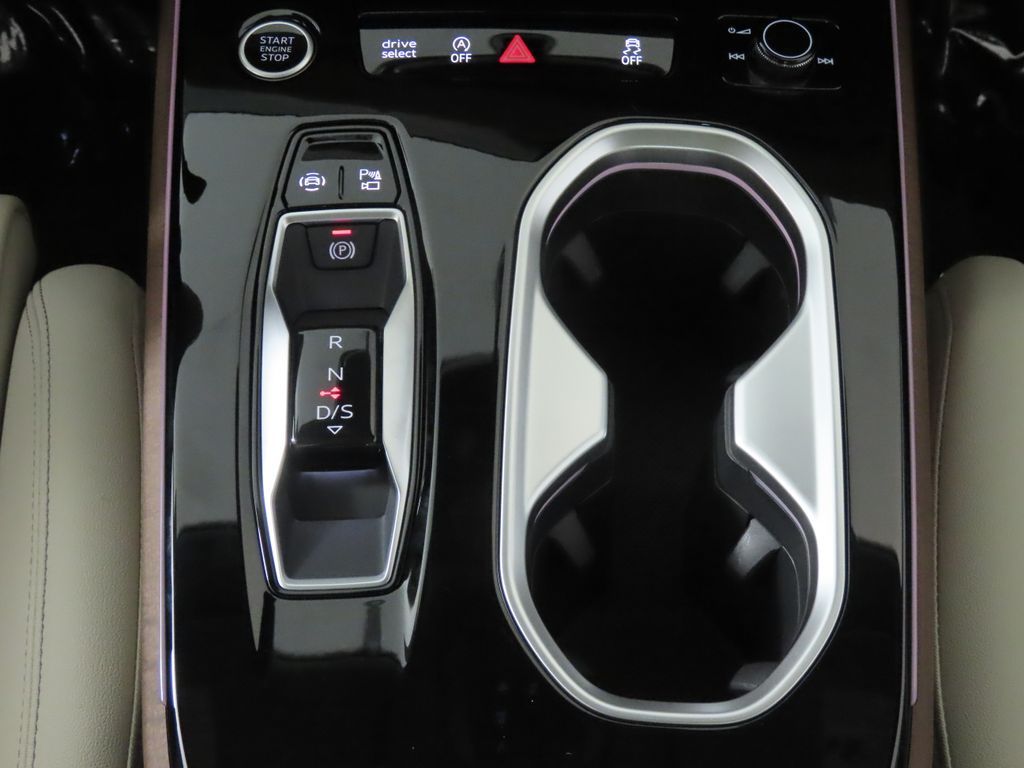 Thumbnail: 2026 Audi A6 - 23