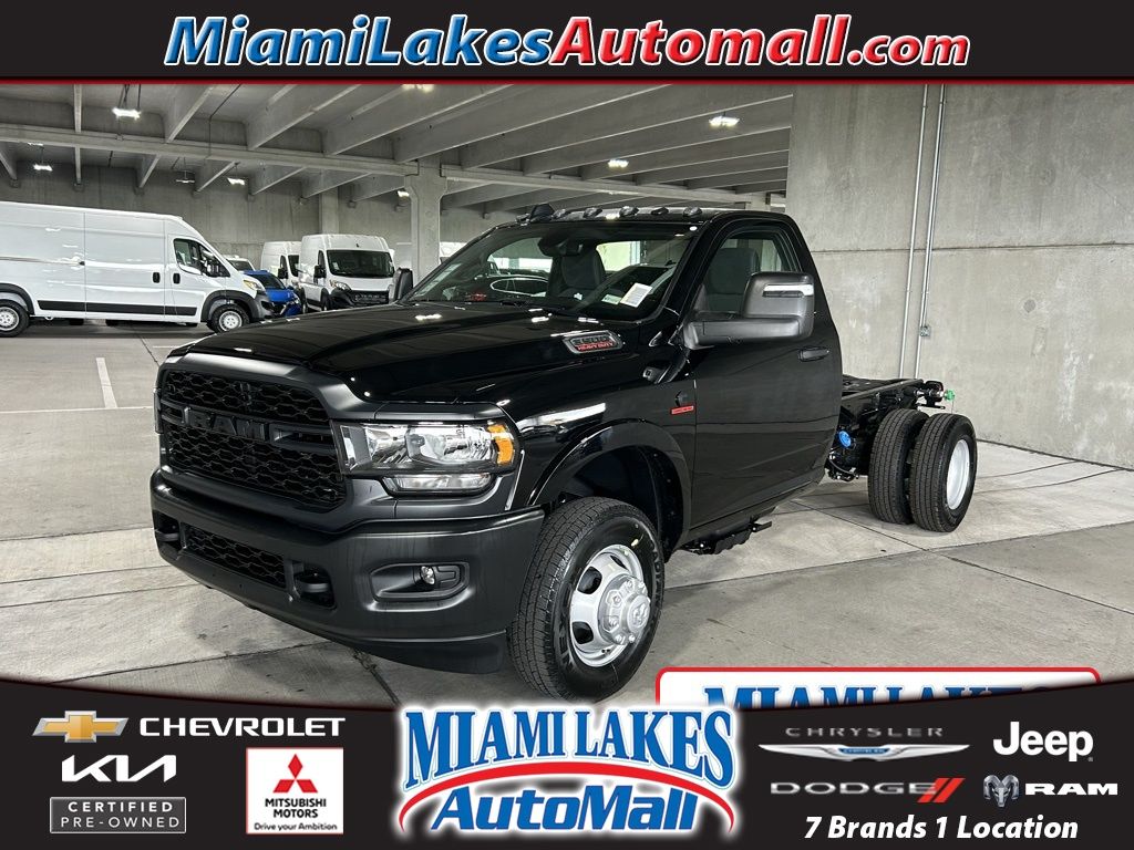 2024 RAM Ram 3500 Chassis Cab Tradesman's photo