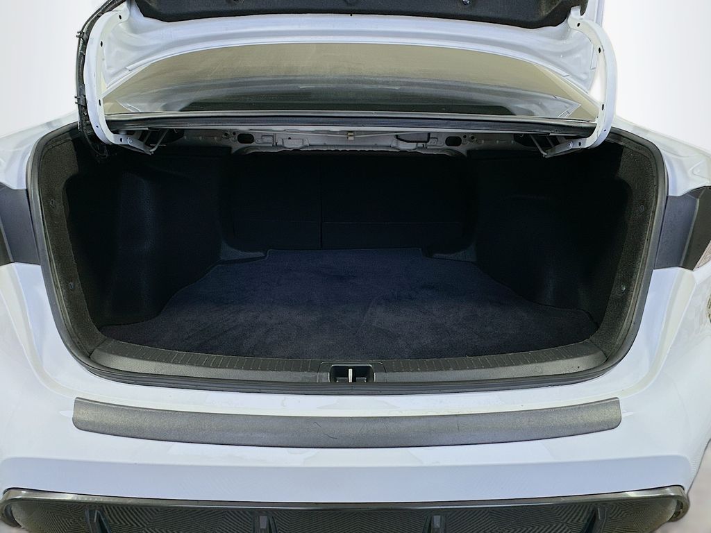 Thumbnail: 2023 Toyota Corolla - 24