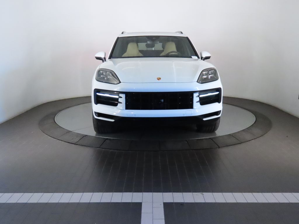 Thumbnail: 2025 Porsche Cayenne - 10