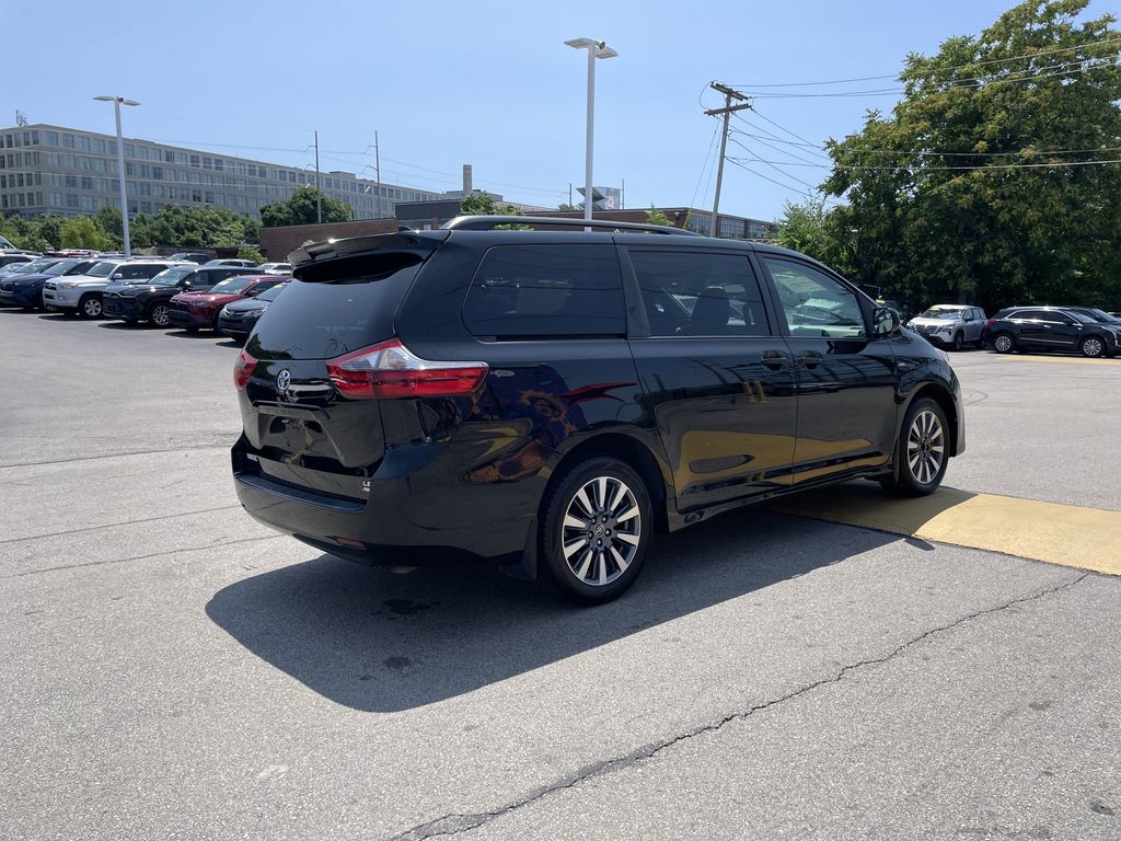Used 2020 Toyota Sienna Van