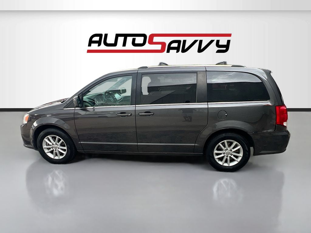 Used 2019 Gray Dodge SXT image 4
