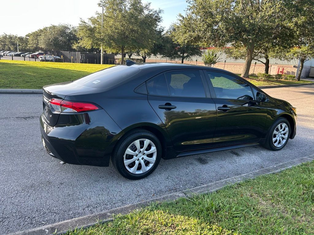 Thumbnail: 2022 Toyota Corolla - 5