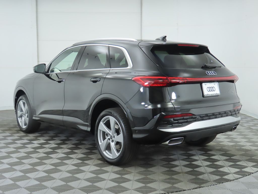 Thumbnail: 2025 Audi Q5 - 8