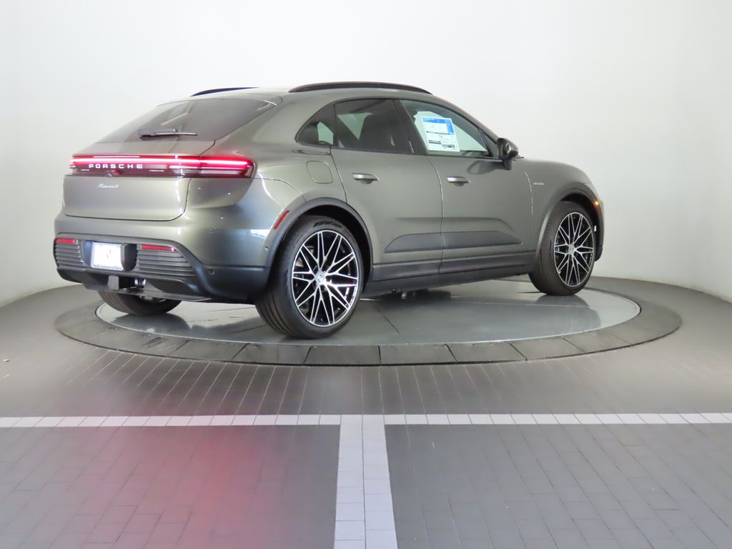 2024 Porsche Macan Electric 4 5