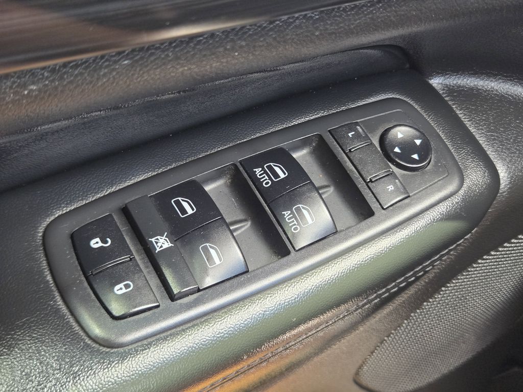 2019 Jeep Grand Cherokee Altitude White at Autostrade