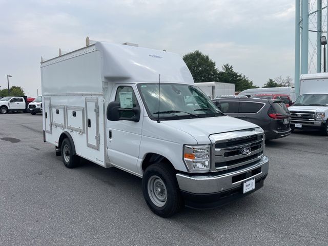 2026 Ford E-350 Cutaway 