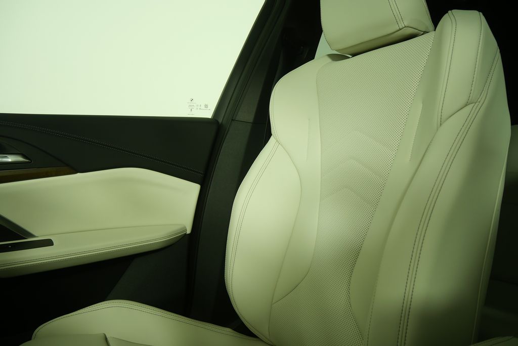 Thumbnail: 2026 BMW X1 - 22