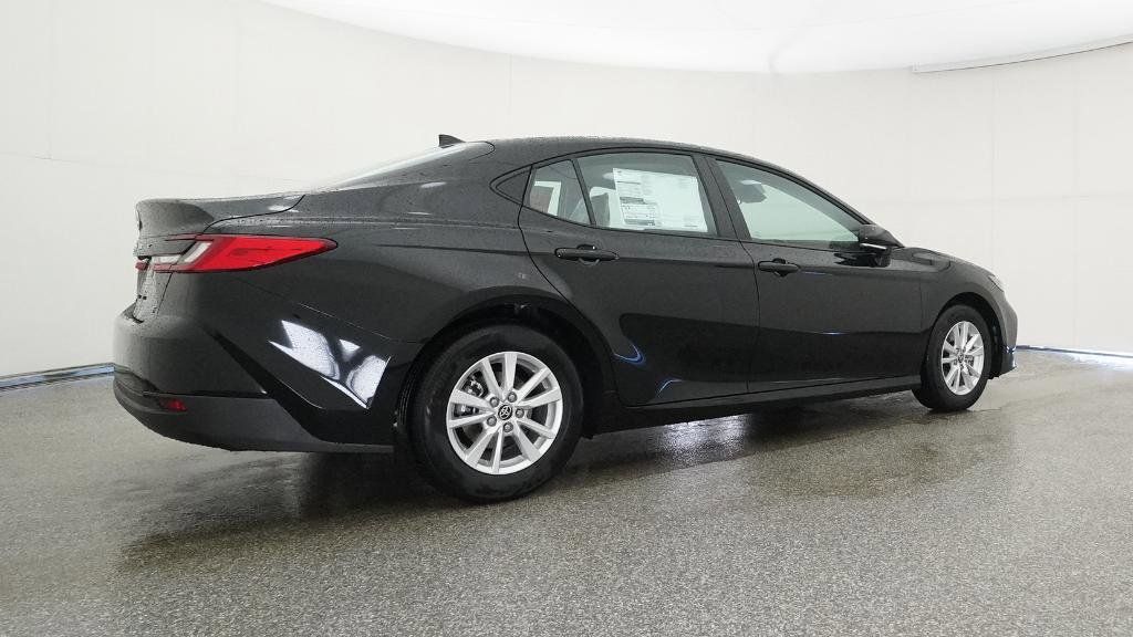 Thumbnail: 2026 Toyota Camry - 21