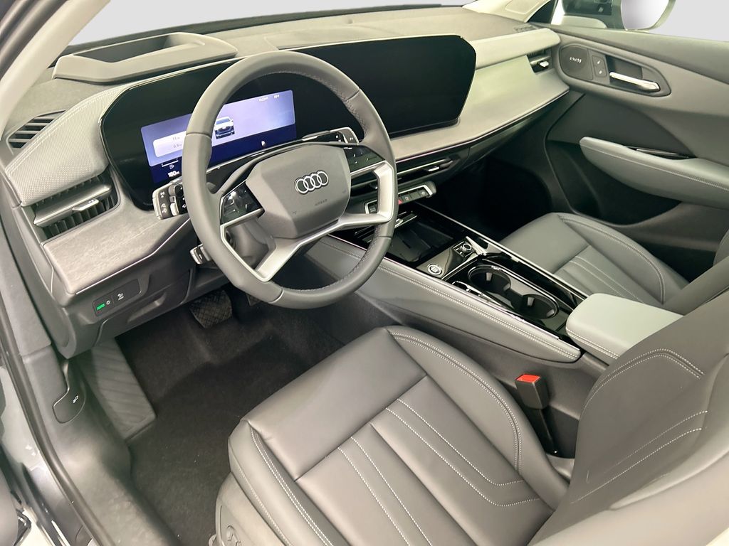 Thumbnail: 2026 Audi Q3 - 9