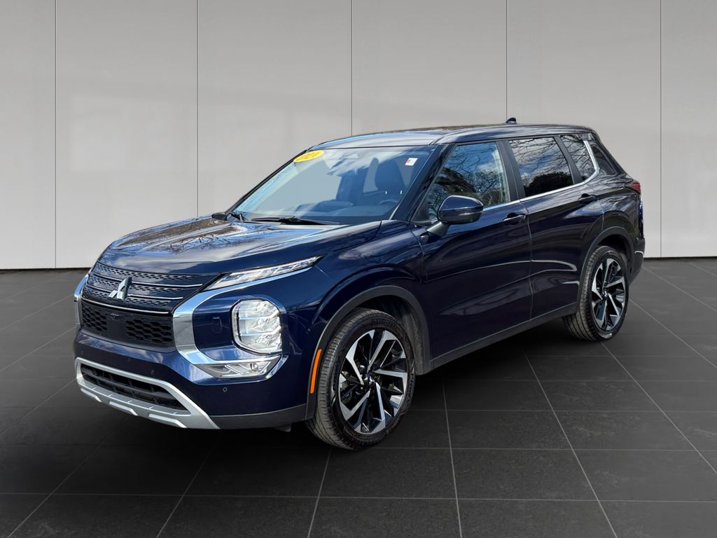 Blue 2024 Mitsubishi Outlander SE Black Edition S-AWC SUV / Crossover All-Wheel Drive Continuously Variable Transmission