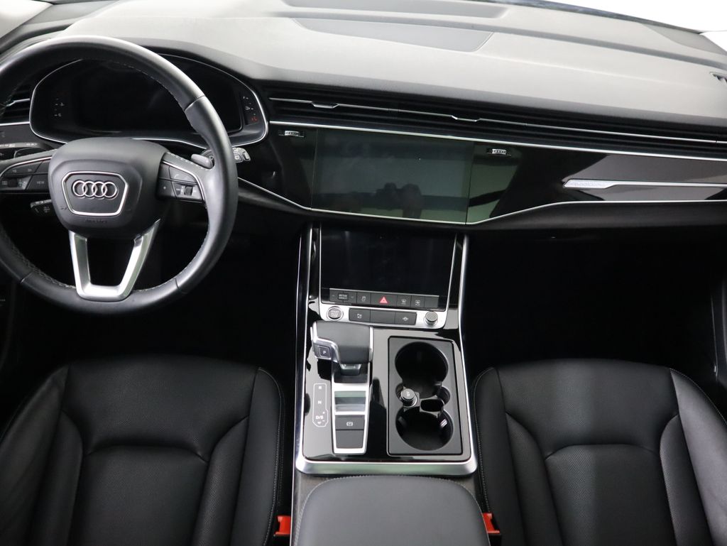 Thumbnail: 2022 Audi Q8 - 13