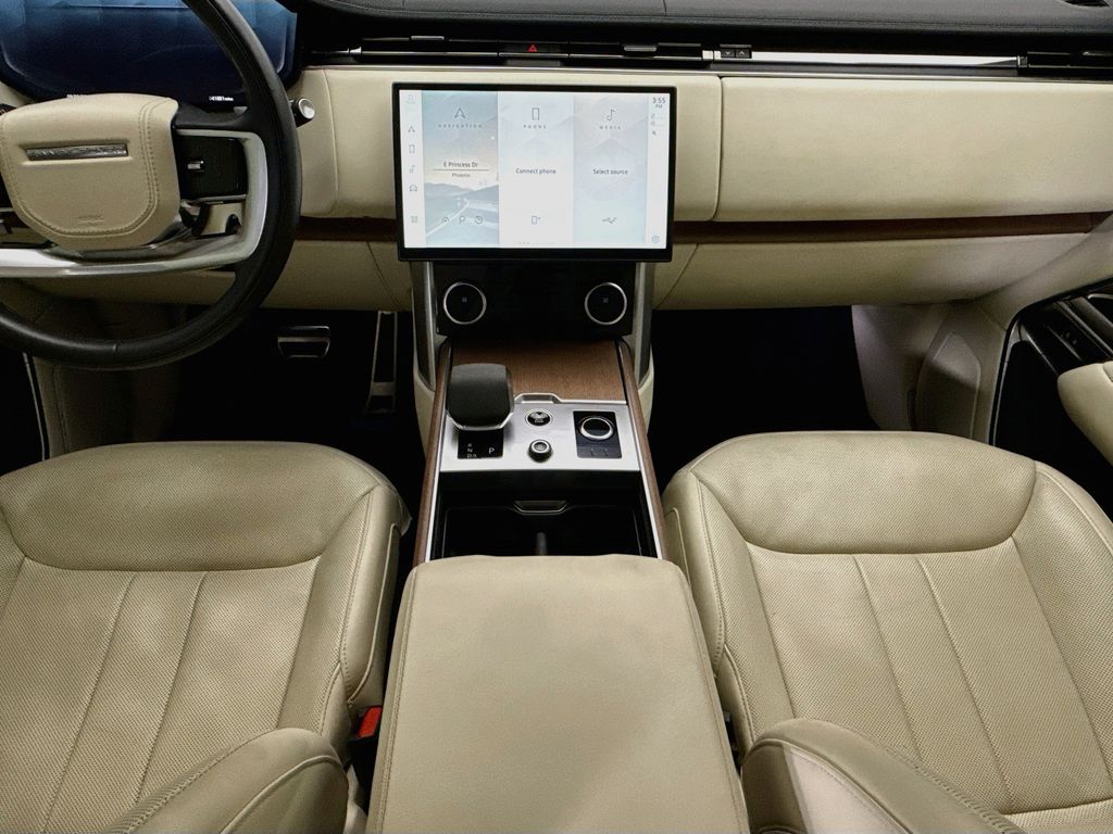 Thumbnail: 2023 Land Rover Range Rover - 13