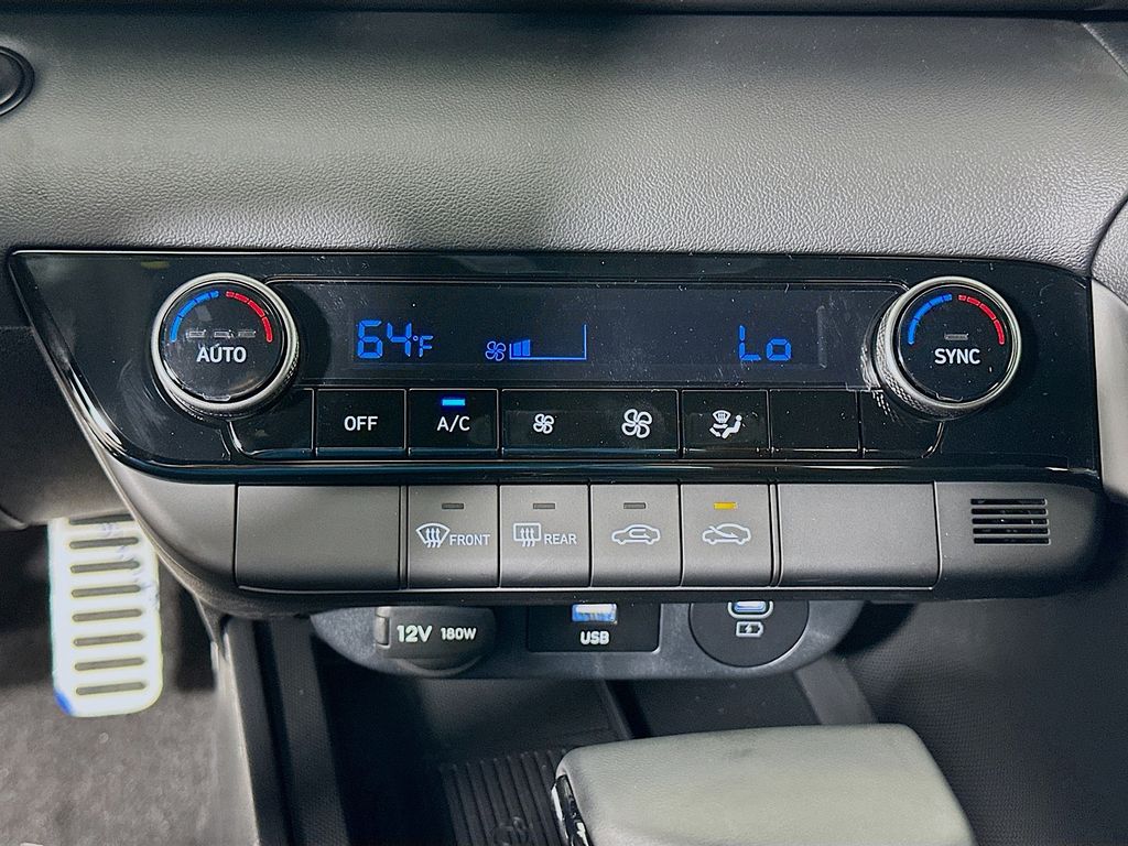 Thumbnail: 2025 Hyundai Elantra - 13