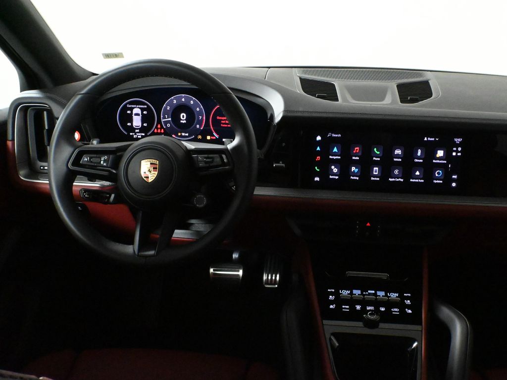 Thumbnail: 2025 Porsche Cayenne - 18