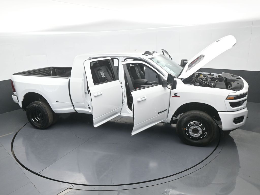 New 2026 Bright White Clearcoat Ram Laramie image 62
